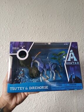 Avatar Tsutey & Direhorse Blue Action Figure Set